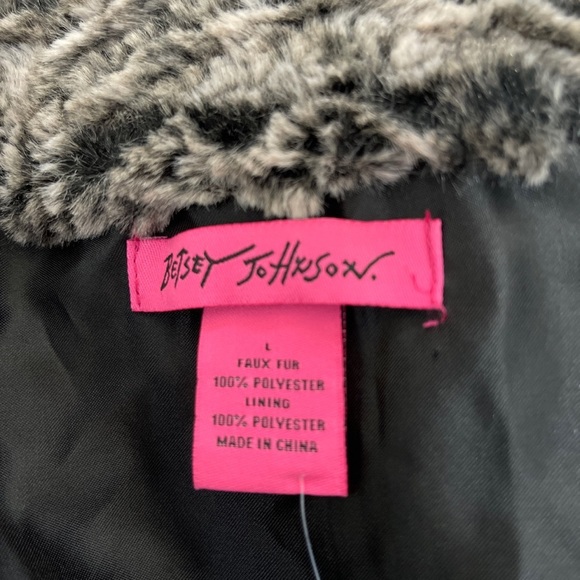 Betsey Johnson fur vest gray large - Picture 4 of 4